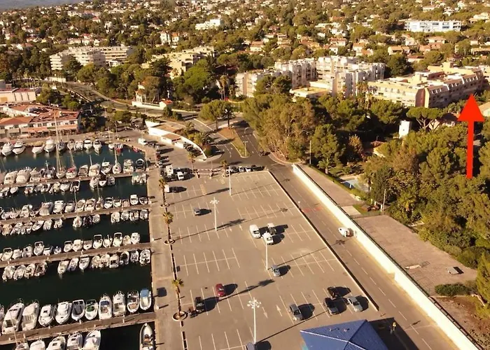 Port Santa Lucia דירה