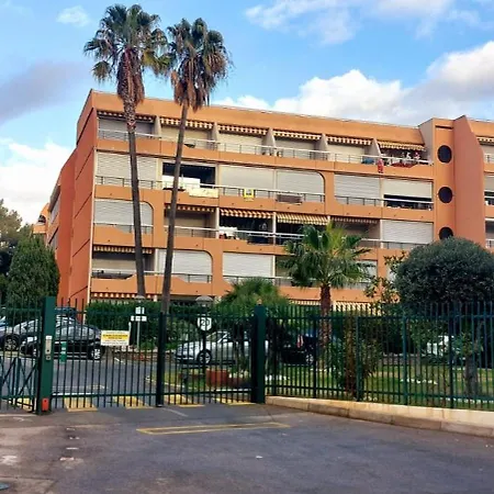 Port Santa Lucia *
