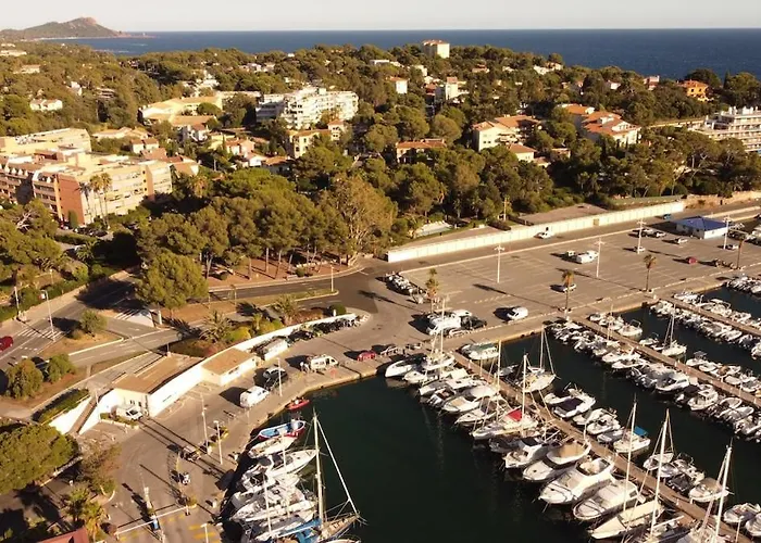 Port Santa Lucia Apartment *